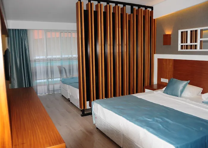 Hotel Lavia