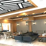 Hotel Lavia 4*